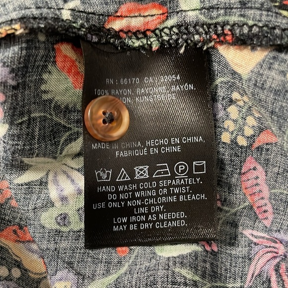 Conversations by Anthropologie button front floral blouse - Picture 6 of 7